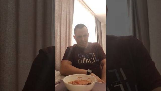 Кушаем борщ 🥣 и вами приятно ☺️