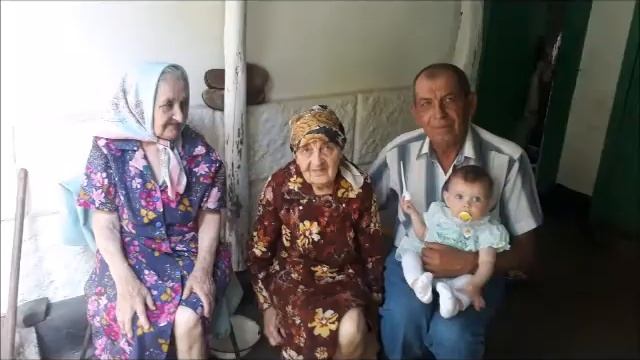 ДАРИНЕ 1 ГОДИК