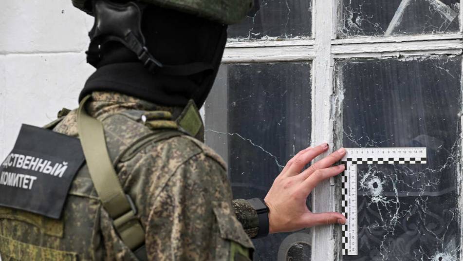 СК: три мирных жителя ранены при обстреле ВСУ поселка в Курской области