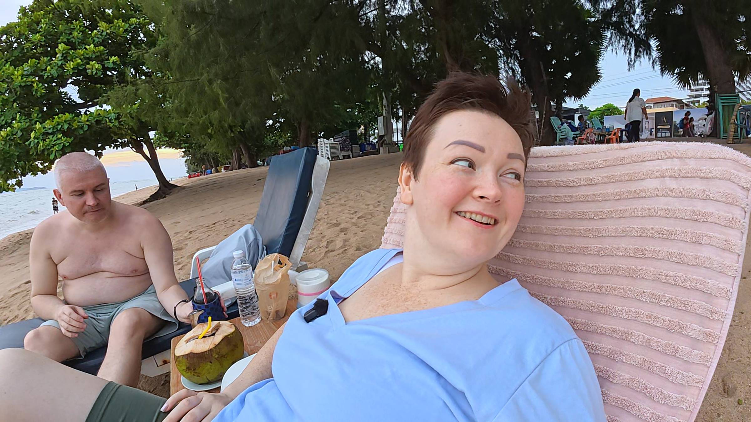 Накупались в Паттайе НА ПОСЛЕДОК и приняли ВАЖНОЕ РЕШЕНИЕ! Что будет дальше? Болтаем на пляже🌴