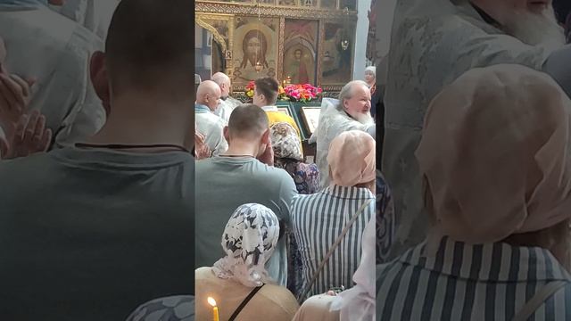 1000178383.mp4Молебен 1.6.25.г Спаси Господи люди Твоя и благослови достояние Твое победы