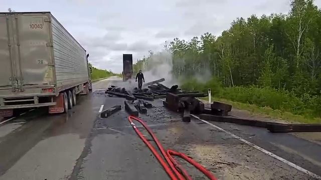 Горящие шпалы тушили в Амурской области