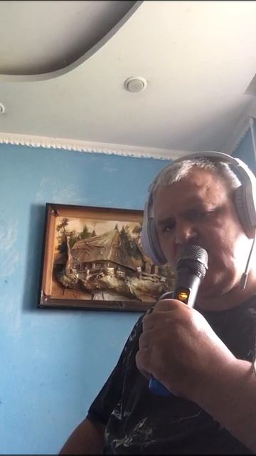 Это не Бог Автор Александр это я зацените. если не трудно поставить лаи́к.