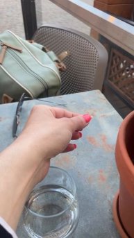 06-06-2025 Польша. Варшава. Воробьи попрошайки.