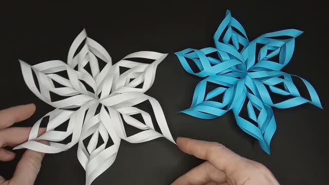 Снежинки из бумаги. Простые бумажные снежинки. Как сделать снежинки из бумаги
