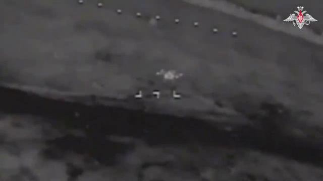 Расчеты FPV-дронов подразделения специального назначения расчищают небо от гексакоптеров ВСУ в ДНР