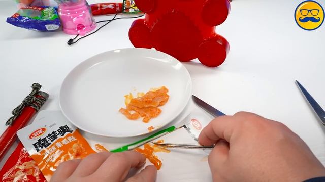 17 ПРИКОЛЬНЫХ КОНФЕТ СО ВСЕГО СВЕТА ДЛЯ МЕДВЕДЯ ВАЛЕРЫ