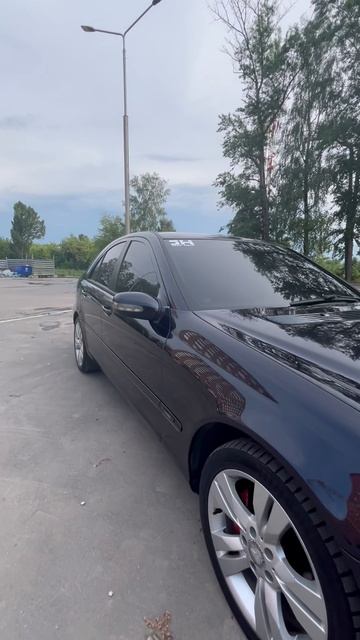 Mercedes-Benz w203