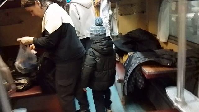 Я по ехала ИЗ России в Бишкек отдыхать / I was on my way from Russia to Bishkek for a vacation.
