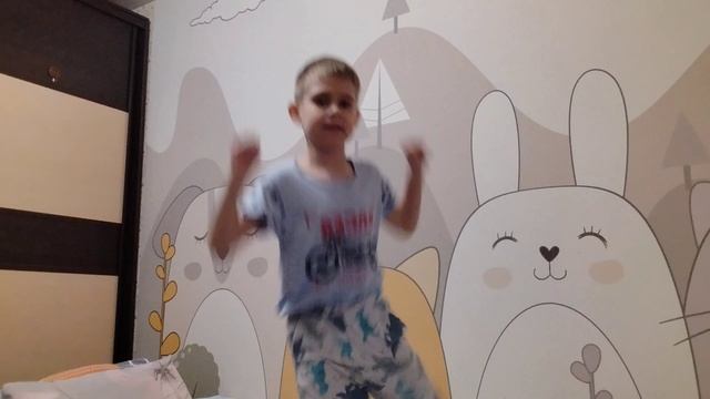 УРААА У МЕНЯ 18 ВИДЕО