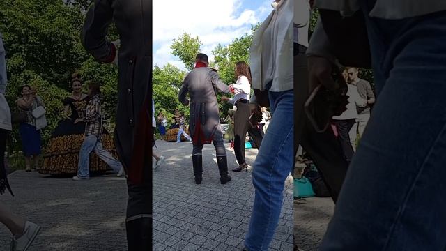 1000014085.mp4