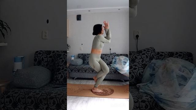 Разминка перед йогой#йога#йогадома#спорт#тренировка#yo
