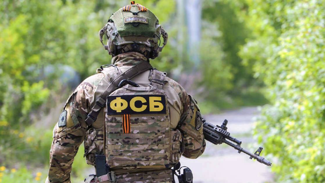 ФСБ задержала за мошенничество чиновника из администрации Ялты