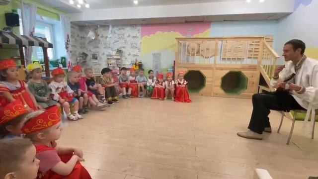 концерт в детском саду Забайкалье июнь Балалайка -символ РУССКОЙ культуры