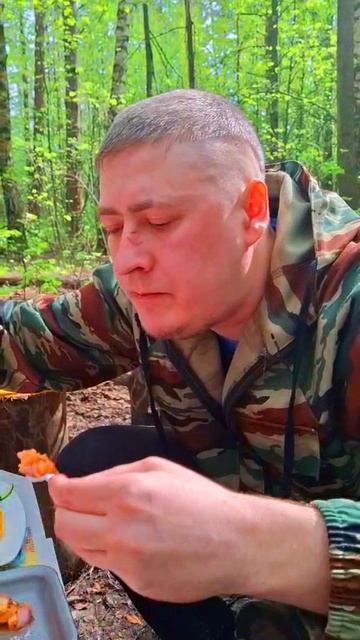 Это очень Вкустно обжор в Лесу