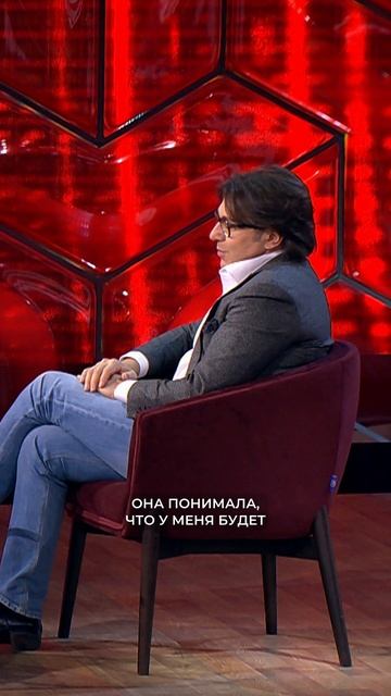 В чем МАЛАХОВ вел ПЕРВЫЙ эфир / Послушай Петра