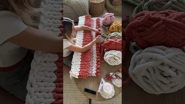 Вязание руками