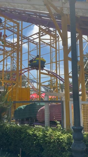 Парк аттракционов Джунгли в Анапе 🎡