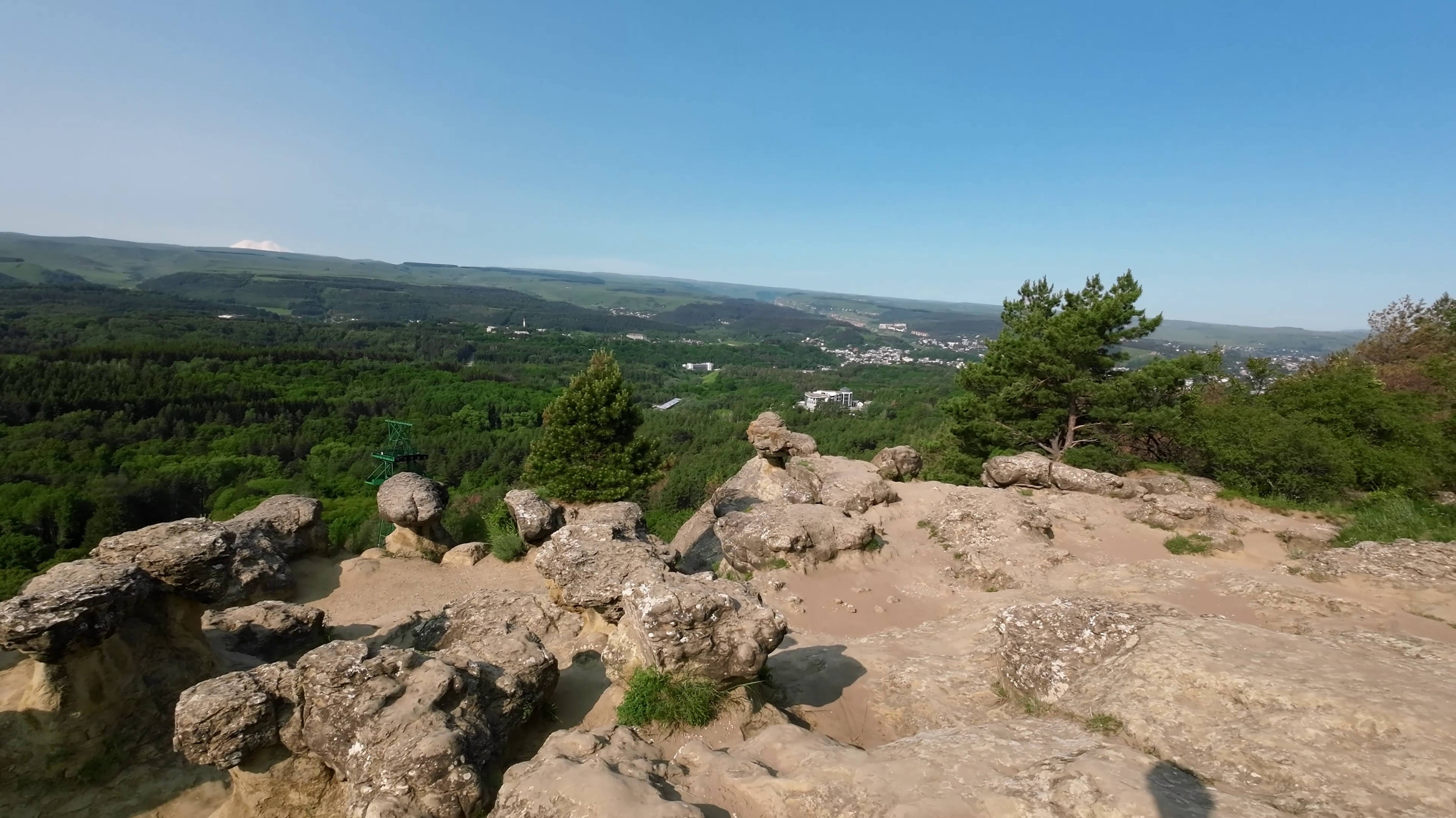 Кисловодский парк. Первая летняя прогулка. Долина роз, гора Красное солнышко, Тур. тропа. 2 часть
