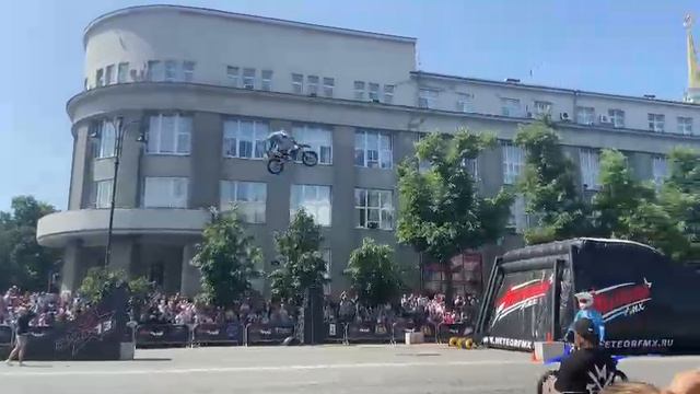 фестиваль мото трюки 07-06-2025