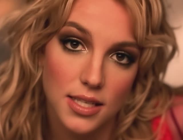 Britney Spears - Overprotected