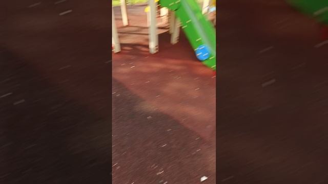 стреляешь двое на 1.
