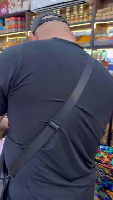 Иранский магазин в городе Баку😄🌿