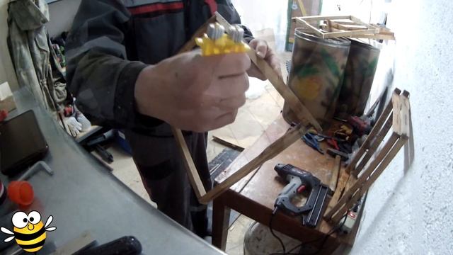 Ловушки для пчёл..СРОЧНО делаем