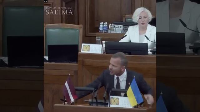 Нас больше и русский язык - наш язык!