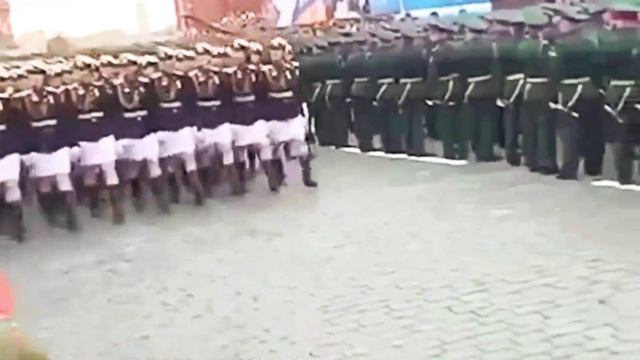 Русские БОГИНИ идут!! Мальчики - СМИРНО!