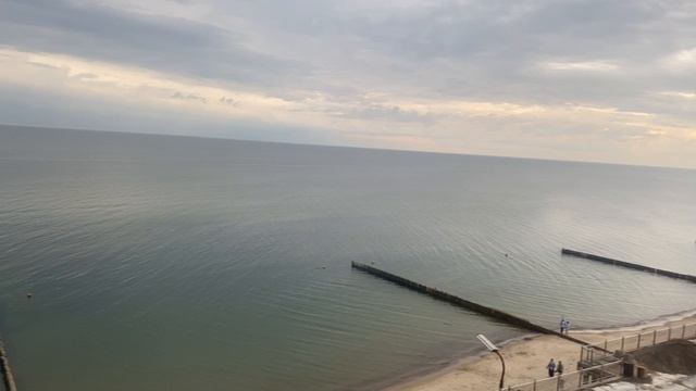 Колесо обозрения на берегу Балтийского моря в Зеленоградске .Июнь 2025