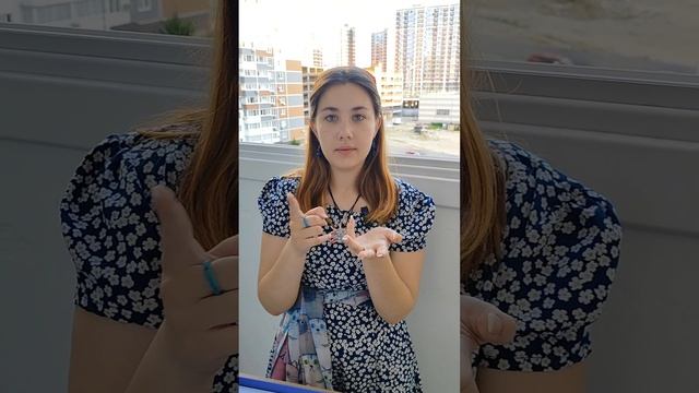 Люблю подарки, особенно с косметикой! 
Дочка распакует свой набор от компании GreenLeaf!