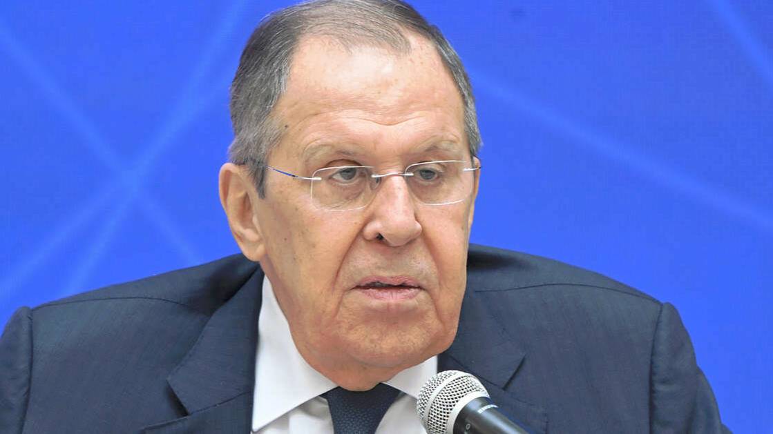 Лавров: РФ будет настаивать на восстановлении прав русскоязычных жителей Украины