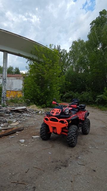 Пионерский лагерь Юбилейный спустя 15 лет больше похож на помойку.
