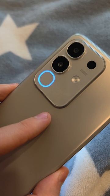 iQOO Z10X - СВЕТИТСЯ СЗАДИ!