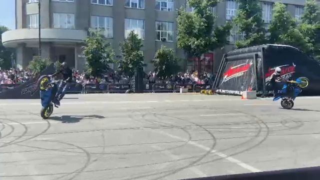 07-06-2025 Екатеринбург мотофестиваль трюки