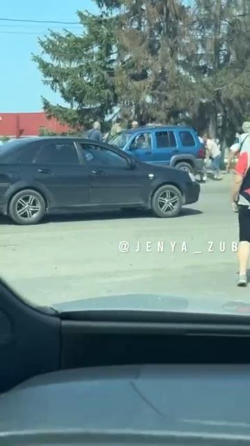 Принудительная мобилизация в Харькове. Прохожие отбили парня.