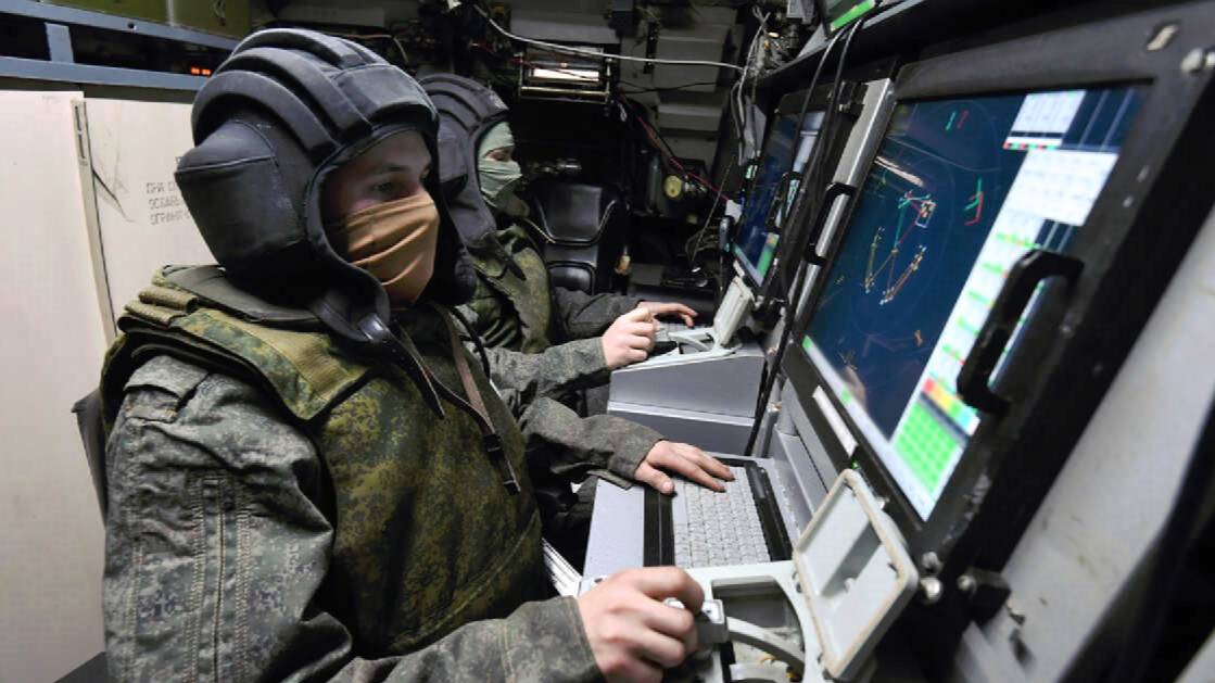 Собянин: летевший к Москве БПЛА уничтожен средствами ПВО