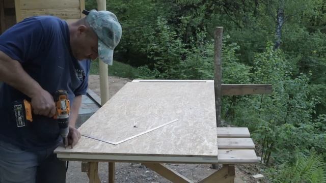 A Man Wants to Live in the Forest. He Built a House in the Mountains