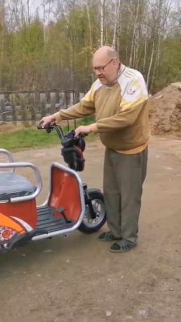 Трицикл электрический Leopard средний 60V 25Ah / 1200W Грузопассажирский