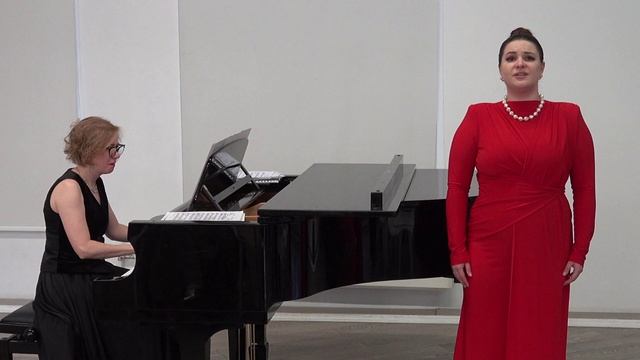 С. Слонимский Романсы из цикла на стихи А. Ахматовой - исп. Александра Савинова