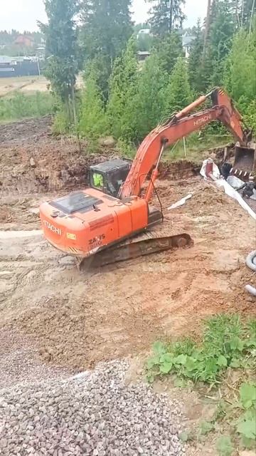 СТРОИМ МОНОЛИТНЫЙ ЦОКОЛЬ НА очень КРУТОМ СКЛОНЕ