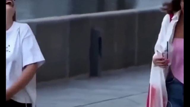 А вы любили сосать петушки?🤣🤣🤣