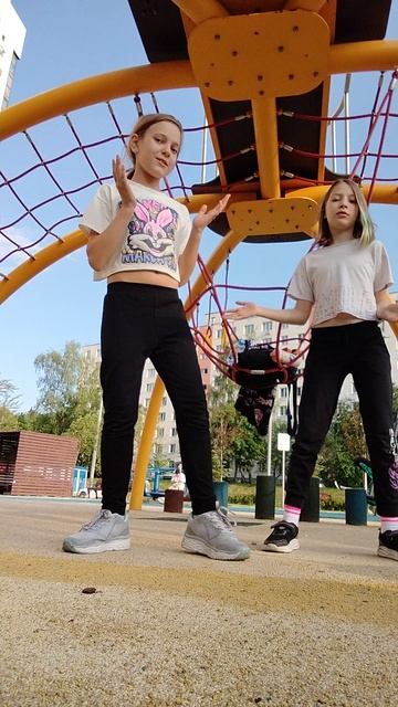 угадай под какую песню мы снимали???