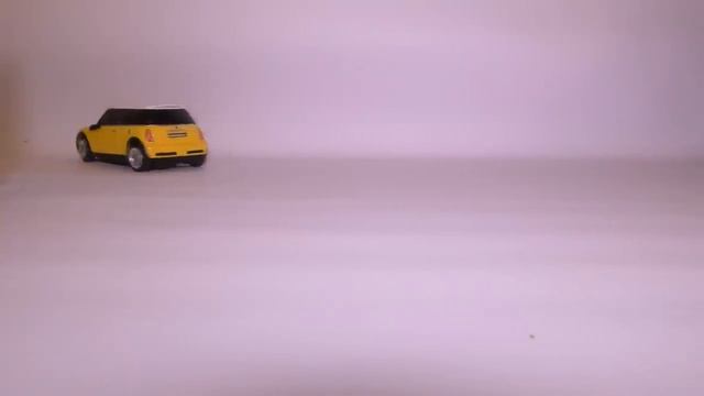 Рома и Диана ★ Мини Купер - Машинка на Радиоуправлении. Распаковка. Mini Сooper Unpacking Toy