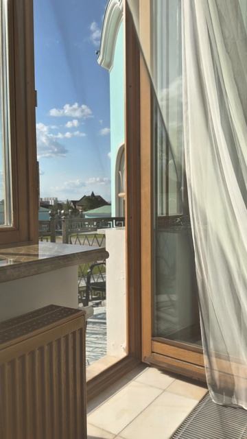 Это невозвратное и неповторимое утро 📍 Malakhovka Palace, Малаховка 🇷🇺 #МоёПодмосковье