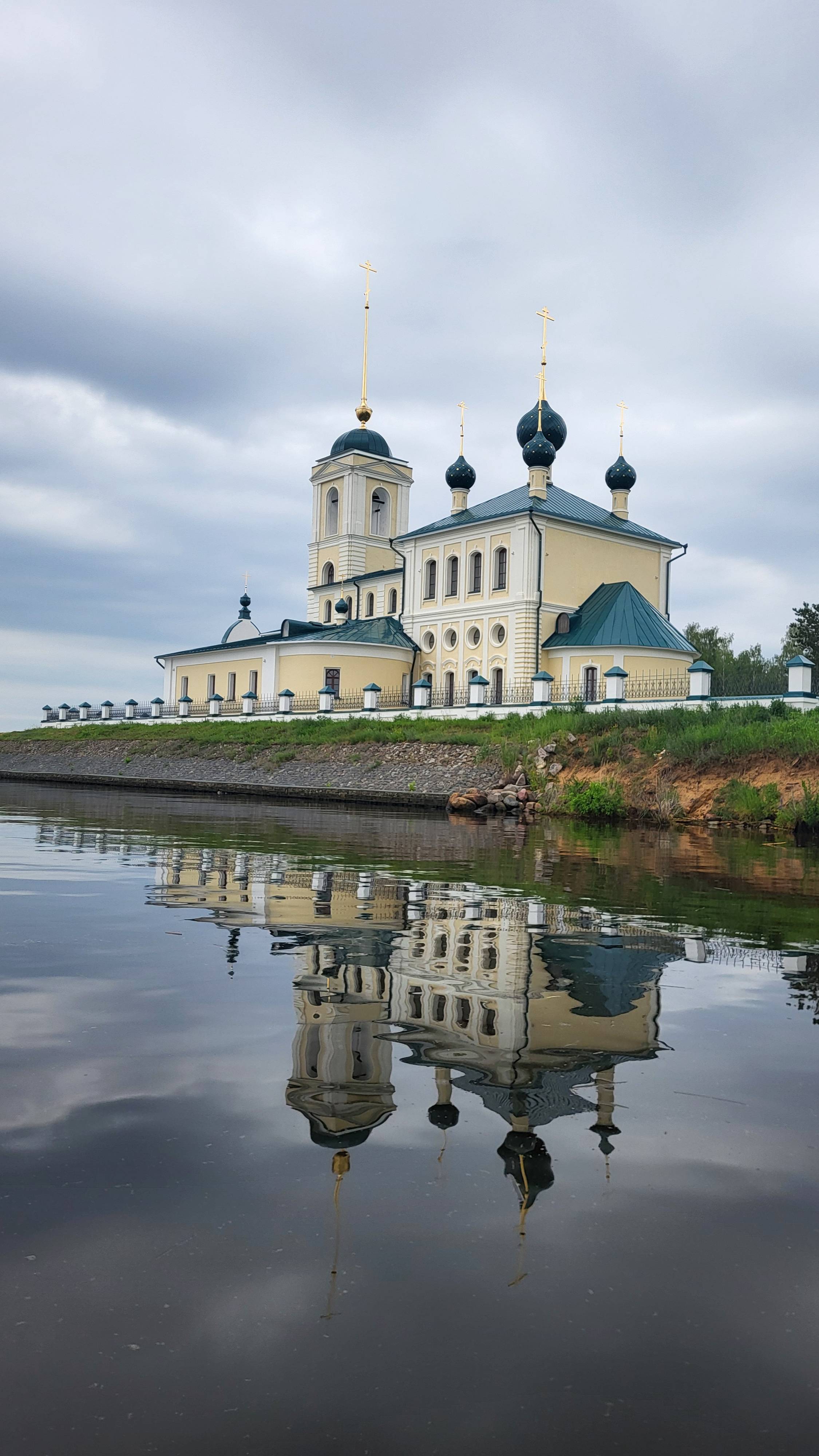 Церковь Знамения Честного Креста Господня. Коприно июнь 2025