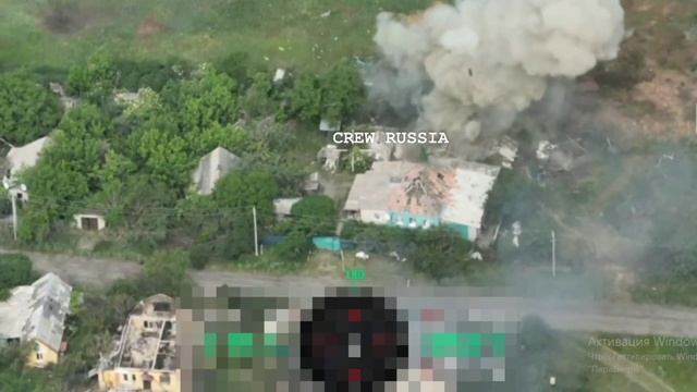 Кара с небес
Удар«Молнии»(именно так называется этот дрон)поразил укрепленное укрытие укронацистов