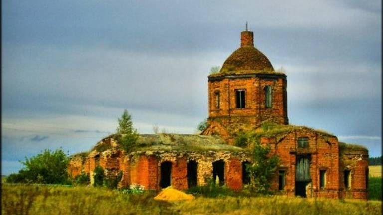 Храм Казанской иконы Божией матери востанавливаем народом