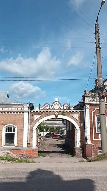 Дом купцов Лебедевых, построен в 1880 году.